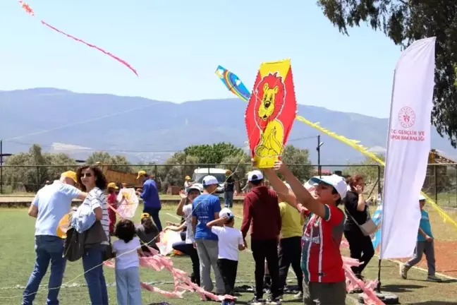 Köşk'te Uçurtma Şenliği Coşkusu