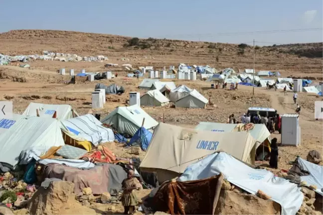 Yemen'de 4,8 Milyon Kişi Yerinden Edildi