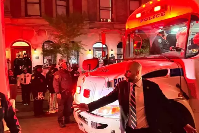 ABD'de Filistin'e destek veren öğrenci ve akademisyenlere gözaltı