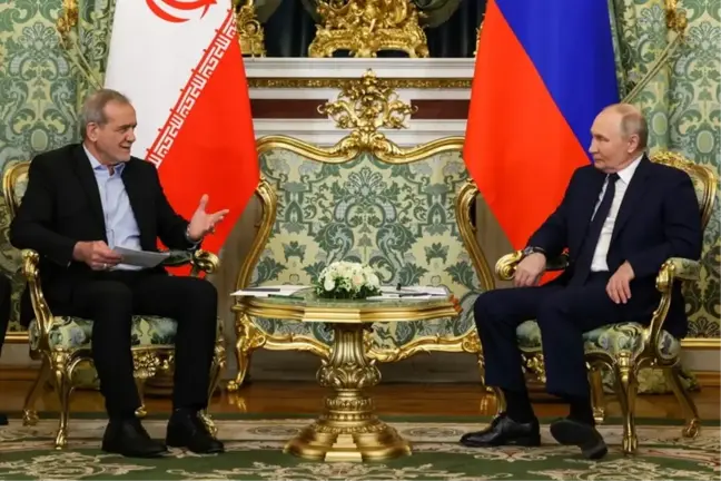 Putin ve Pezeşkiyan Ortak Çalışmaları Yoğunlaştırma Konusunda Anlaştı