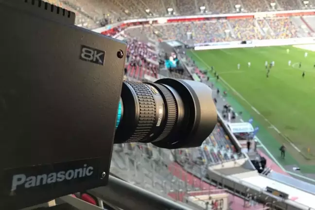 Futbolseverler müjde! Bütün dünyanın merakla beklediği maç şifresiz kanalda