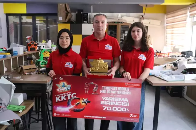 Sümer Fen Lisesi Öğrencileri Yerli Robotla Birincilik Kazandı