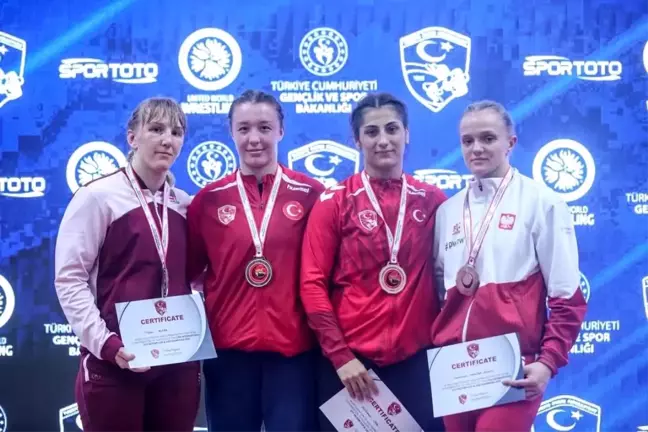Eylem Engin, Uluslararası Zafer Turnuvası'nda İki Altın Madalya Kazandı