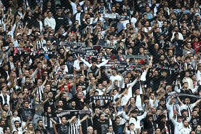 Serdal Adalı Beşiktaş'taki ilk ayrılığı duyurdu
