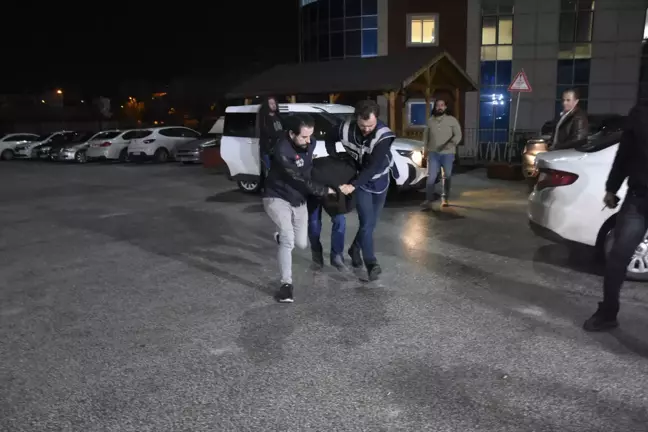 Sivas'taki Cinayet Şüphelisi Getirildi; Detaylar Ortaya Çıkıyor
