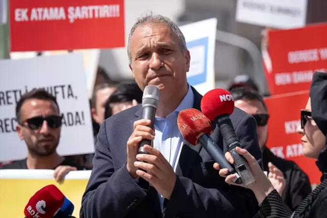 Öğretmen Adaylarından Bakanlığa Atama Talepleri
