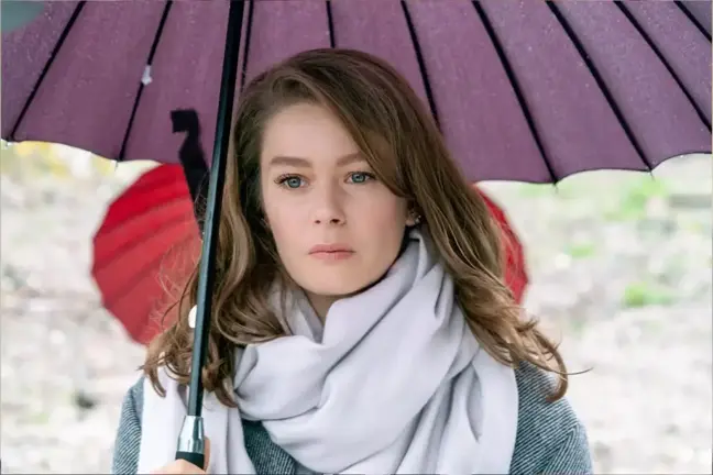 Burcu Biricik dolandırıcıların hedefinde