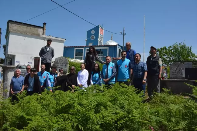 Giresun'da Öğrencilerden Anlamlı Proje: Mezarlara Bakım