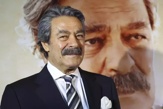 Kadir İnanır, Hülya Koçyiğit ve eşi Selim Soydan'a dava açtı