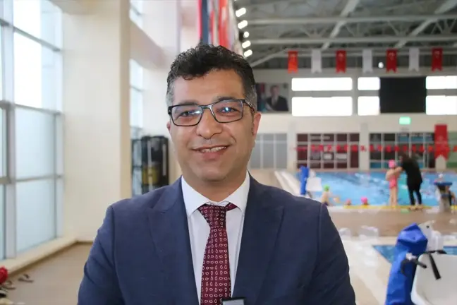 Kütahya'da 'Yüzme Bilmeyen Kalmasın' Projesi ile 4 Bin Kişiye Yüzme Eğitimi