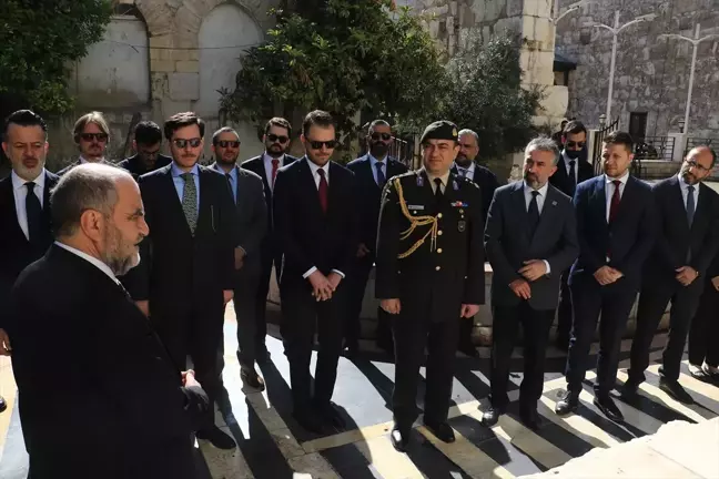 Şam'da Türk hava şehitleri anıldı