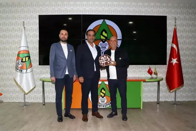 KKTC Bakanı Gardiyanoğlu'ndan Çavuşoğulları'na Taziye Ziyareti
