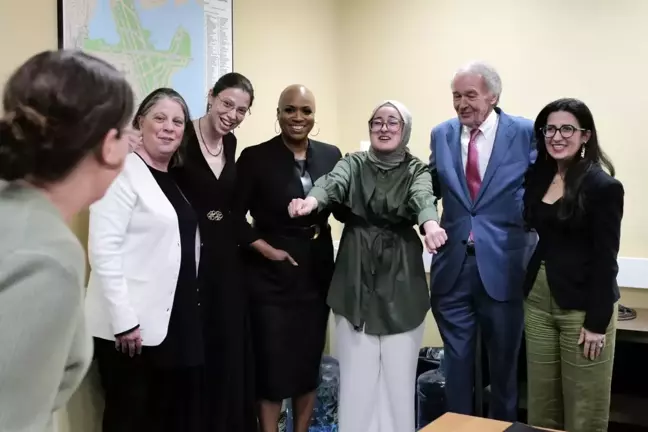 Rümeysa Öztürk Serbest Bırakıldı, Ayanna Pressley'den Hoş Geldin Mesajı