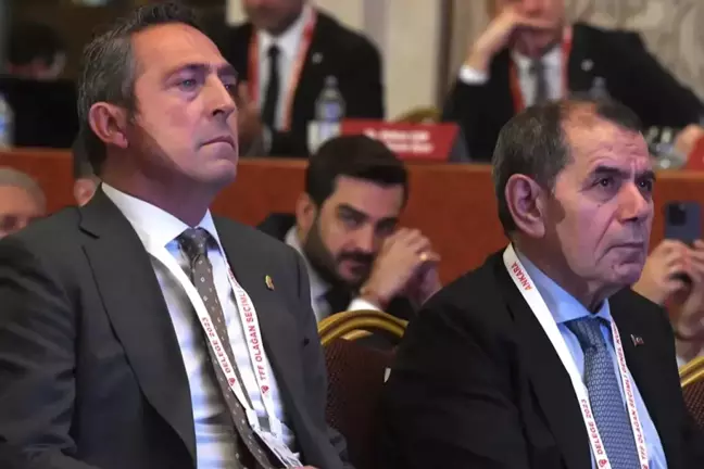 Fenerbahçe ve Galatasaray yıldız kaleci için yarışıyor