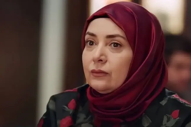 Davete çağrılmayan Kızılcık Şerbeti'nin Pembe'si Sibel Taşçıoğlu sitem etti