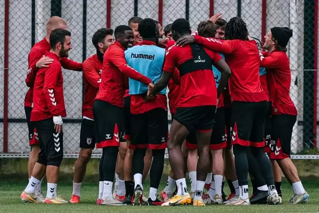 Galatasaray kazandı, Samsunspor Avrupa'yı garantiledi