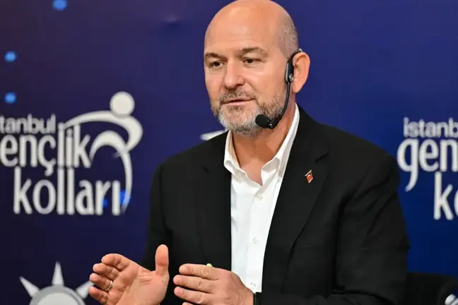 Süleyman Soylu hacca gitti