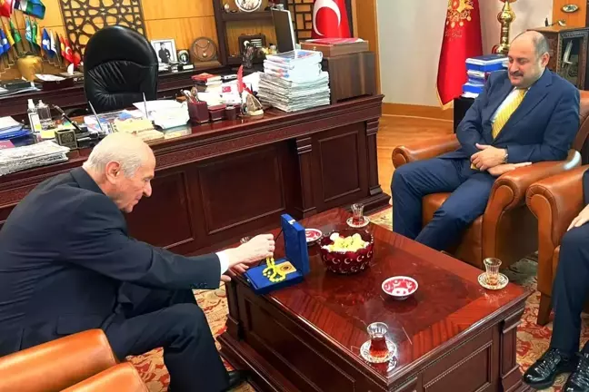 MHP'ye mi geçiyor? Mehmet Kasım Gülpınar'dan Bahçeli'ye sürpriz ziyaret