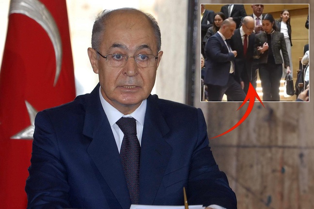 Gözlerden uzak bir yaşam süren Ahmet Necdet Sezer'in son hali