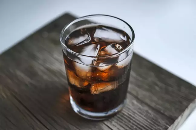 Gazlı içeceklere zam geldi! 2,5 litrelik kolanın fiyatı 65 TL oldu