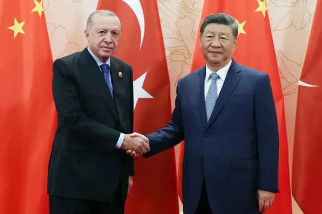3 milyon Uygur, Türkiye'ye mi getirilecek? Cumhurbaşkanlığından açıklama var