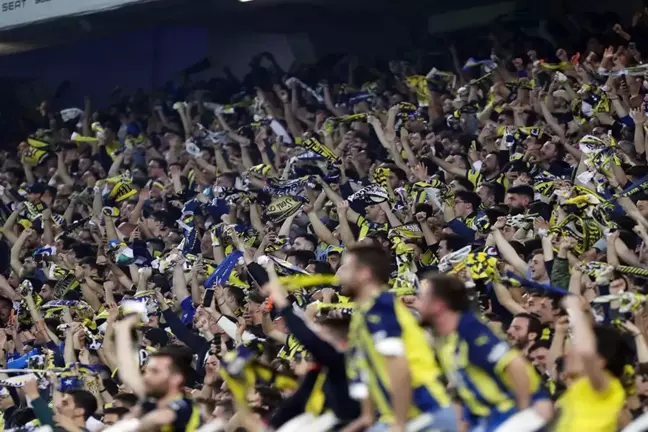 Takımın başına mı geçiyor? Dünyaca ünlü antrenör Fenerbahçe'nin kadrosuna bayıldı
