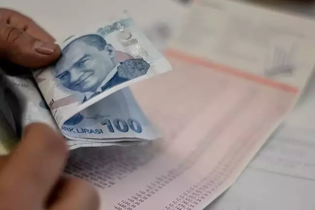 Cumhurbaşkanı Erdoğan'ın seçim vaadiydi! Ev kadınlarına erken emeklilik için tarih verildi