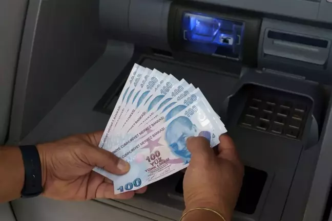 ATM ve IBAN'dan para göndermede yeni dönem 1 Ocak'ta başlıyor