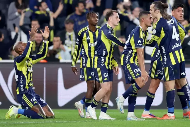 Fenerbahçe yıldızlarıyla kritik 3 puanın sahibi