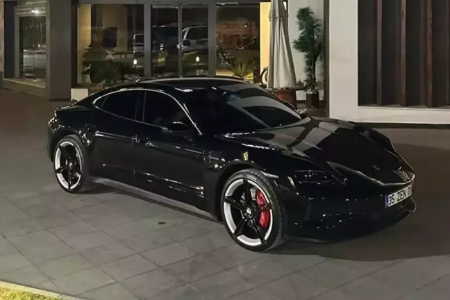 18 milyonluk lüks araçla ölümden dönen iş insanına markadan büyük şok