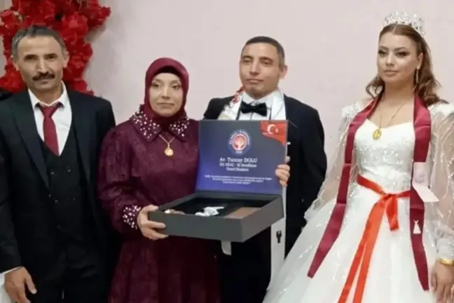 500 bin liraya getirdiği gelini kaçtı, baba kendini astı