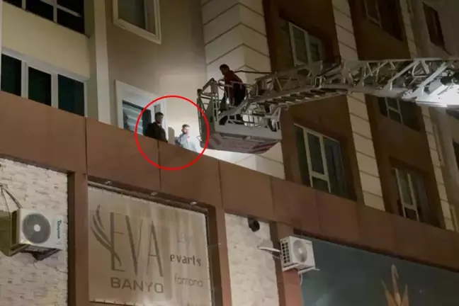 Pencereden çarşafla inerken gören hırsız sandı, gerçek çok başka çıktı