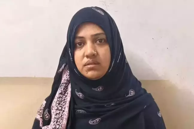 Yatağını ıslatan 5 yaşındaki üvey kızının cinsel organını yaktı