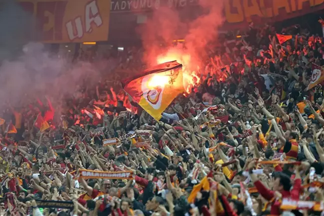 Galatasaray transferde gaza bastı! İki yıldız birden gelebilir