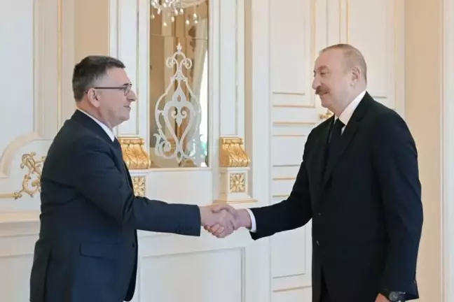 İlham Aliyev, İsrail Dışişleri Bakanı Gideon Saar'ı kabul etti