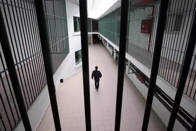 Belçika'da ağır suçlardan hüküm giyenler vatandaşlıktan çıkarılacak