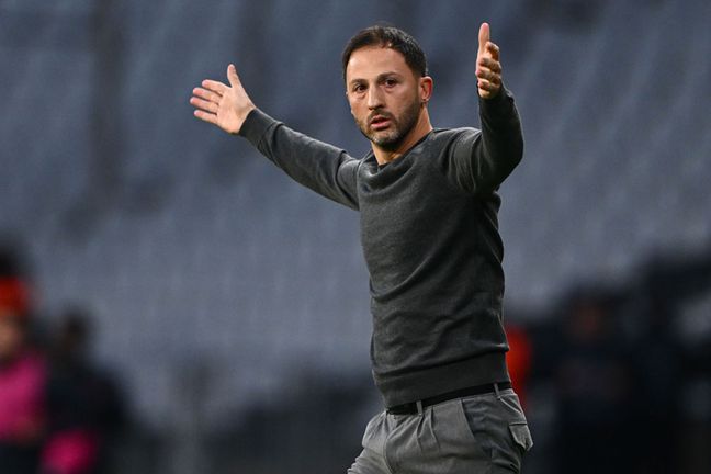 Fenerbahçe taraftarından Domenico Tedesco'ya istifa çağrısı