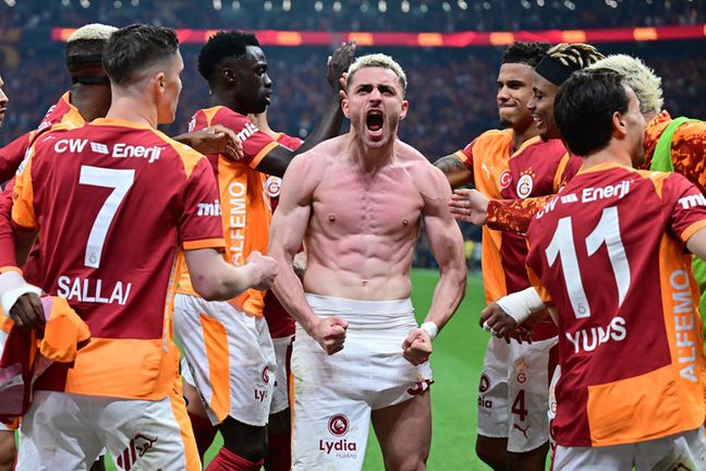 Şampiyonluk ateşini yaktılar! Galatasaray, Fenerbahçe'ye gol oldu yağdı