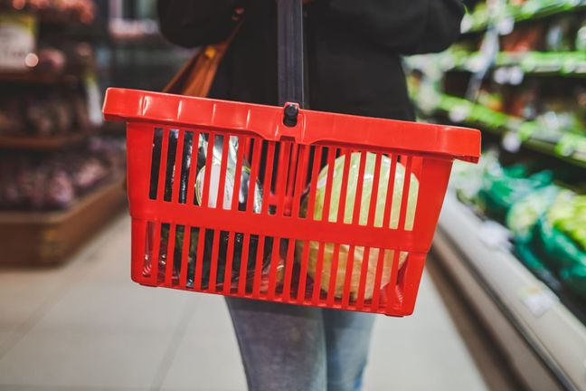 156 şubeli dev marketin sattığı köfteden kanatlı eti ve taşlık çıktı