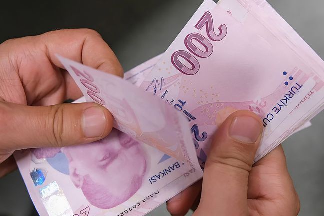 Hesaplar sil baştan! İşte en düşük emekli maaşı için konuşulan rakam