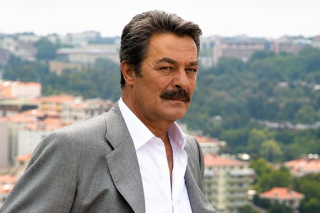 Günlerdir entübeydi! Kadir İnanır'dan haber var