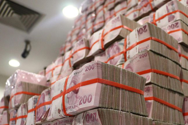 Benzeri görülmemiş ikramiye bir kişiye çıktı! Bir anda Türkiye'nin en zenginlerinden oldu
