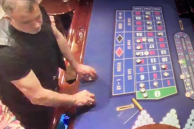 Haluk Levent'in kumarhanedeki görüntüleri ortaya çıktı