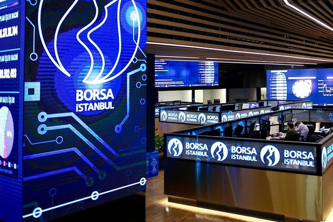246 sosyal medya hesabına erişim engeli