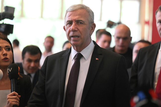 Mansur Yavaş'tan istifa sonrası ilk açıklama! Adaylık sorusuna bakın ne yanıt verdi