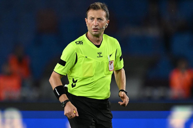 Süper Lig hakemleri Yasin Kol ve Göktuğ Hazar Erel, gözaltına alındı