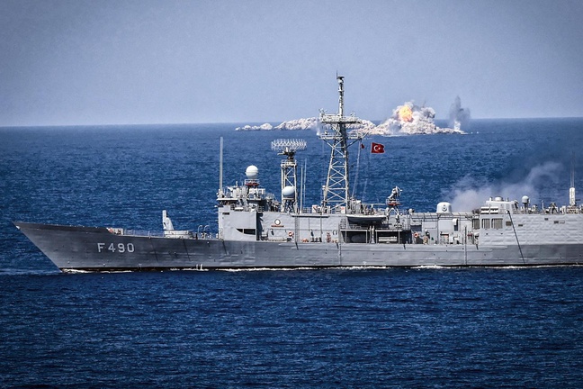 Libya'nın deniz yetki alanları mutabakatını onaylamasına İsrail'den sert tepki