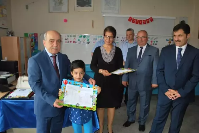Salihli'de 27 Bin Öğrenci Karne Heyecanı Yaşadı