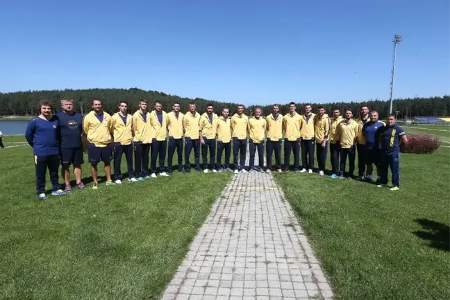 Fenerbahçe Erkek Voleybol Takımı'nın Yeni Sezon Hazırlıkları Sürüyor