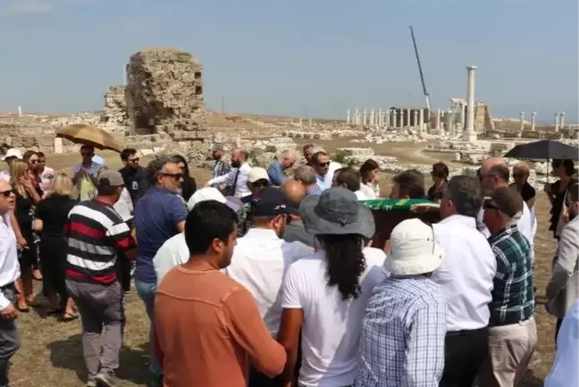İş insanı Esat Sivri için yaşamını adadığı Laodikya'da tören